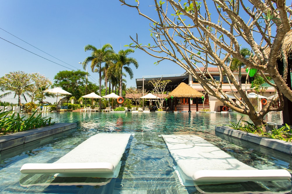 Silk Sense Hoi An River Resort 46/88