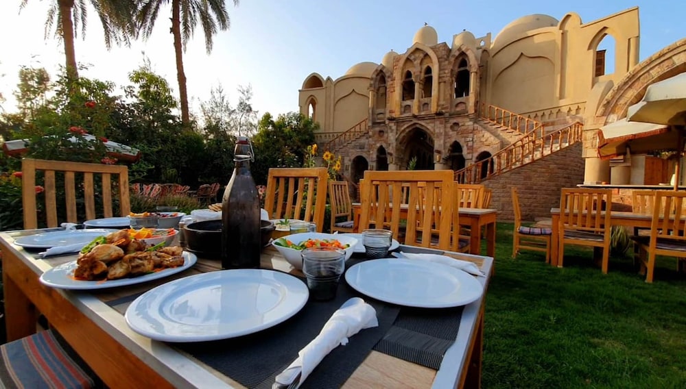 Embrace Hotel 34/50