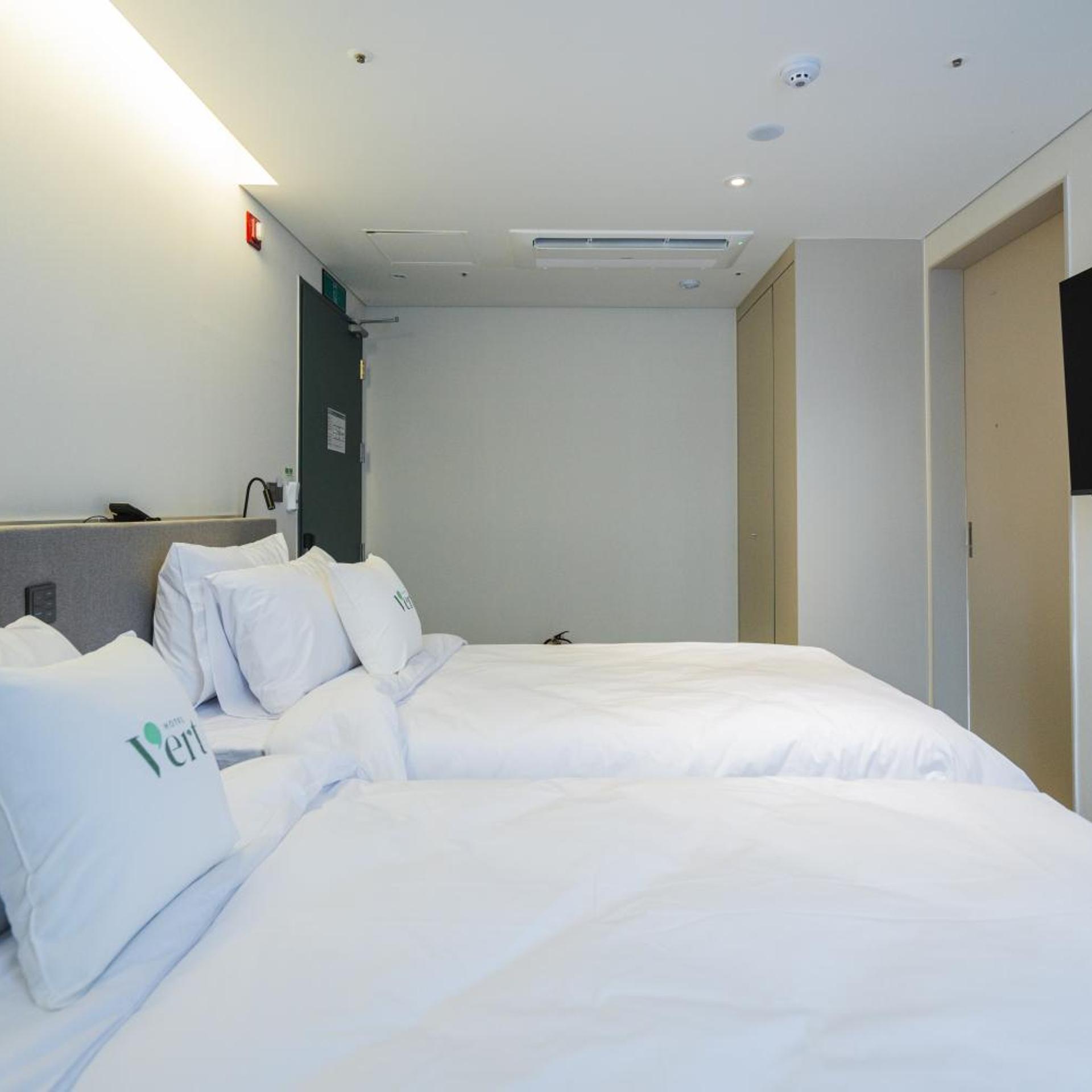 Hotel Vert 6/43