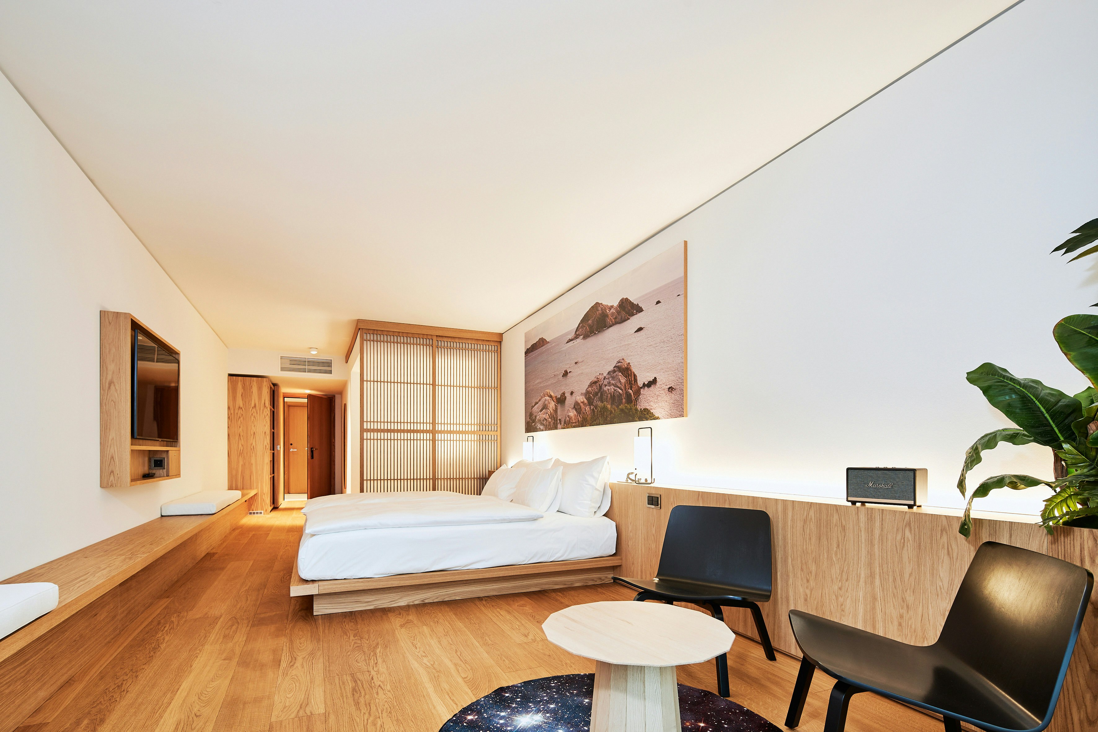 Art House Basel Member of Design Hotels 12/26