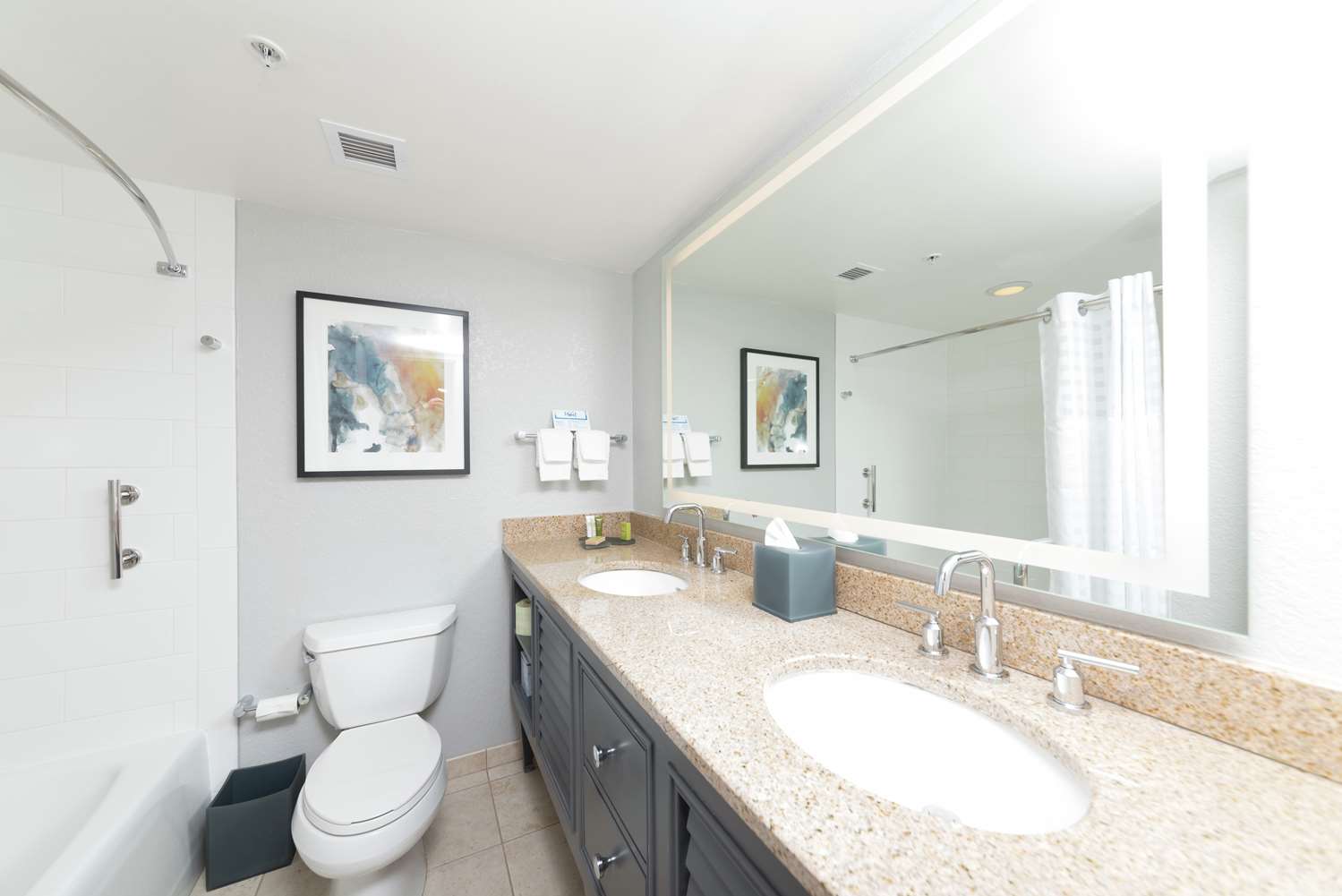 Junior Suite, King Bed, Ocean Front