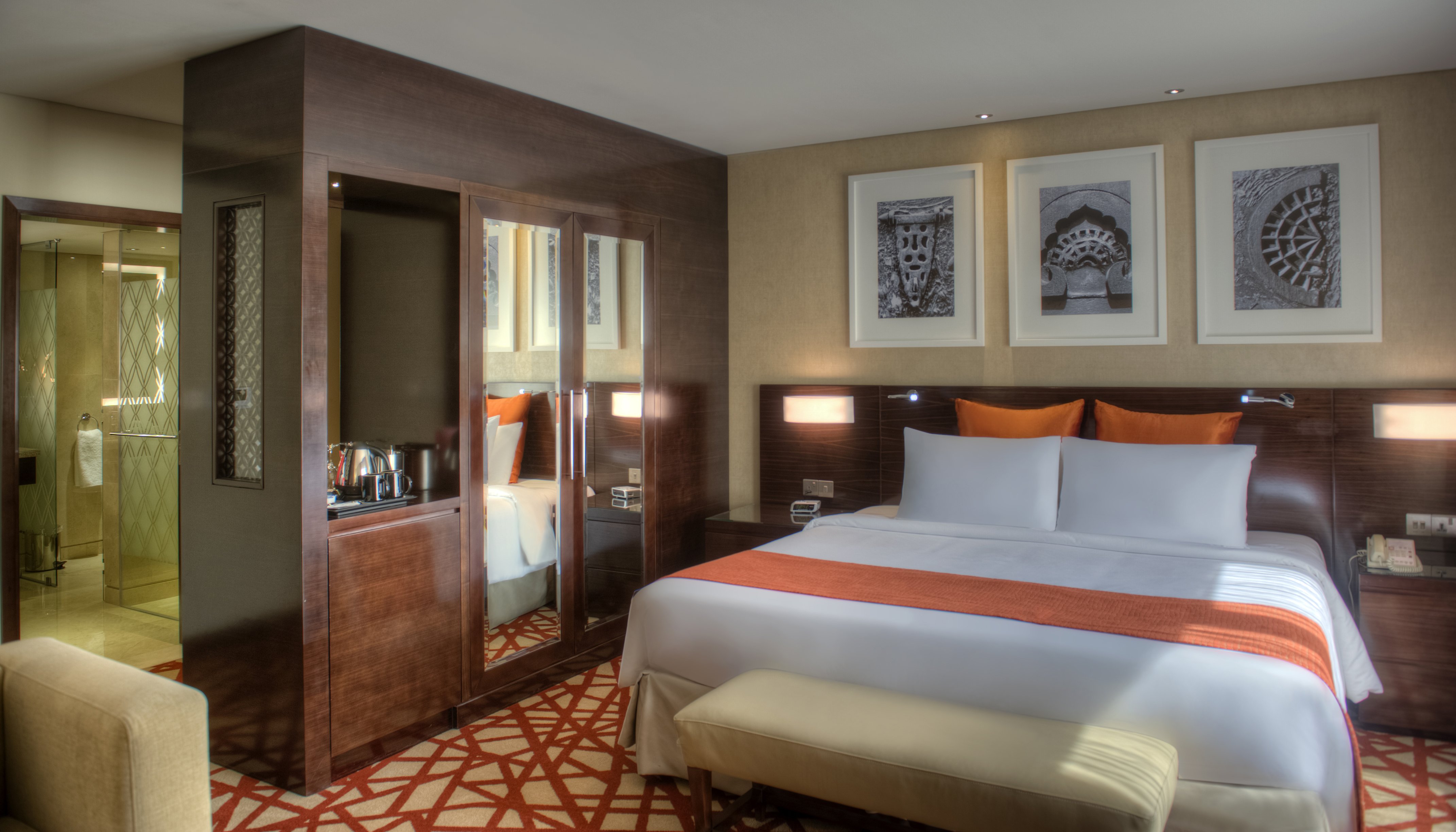 JUNIOR SUITE