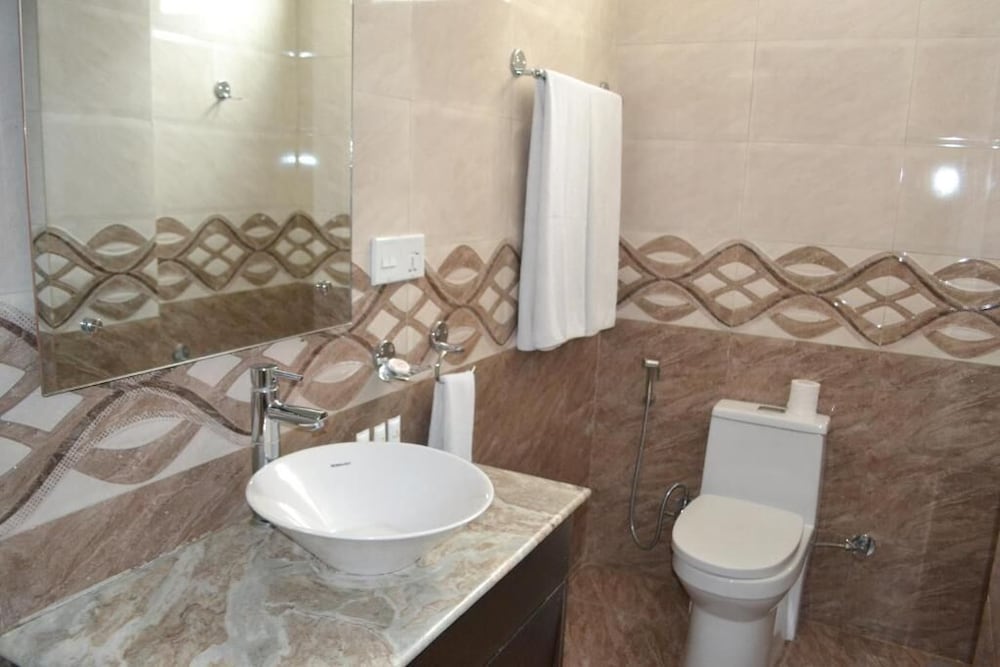 غرفة ديلوكس بسرير كينج، AVATAAR KATHMANDU HOTEL 9/9