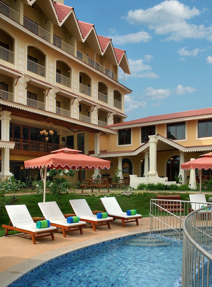 Acron Candolim Regina 1/41