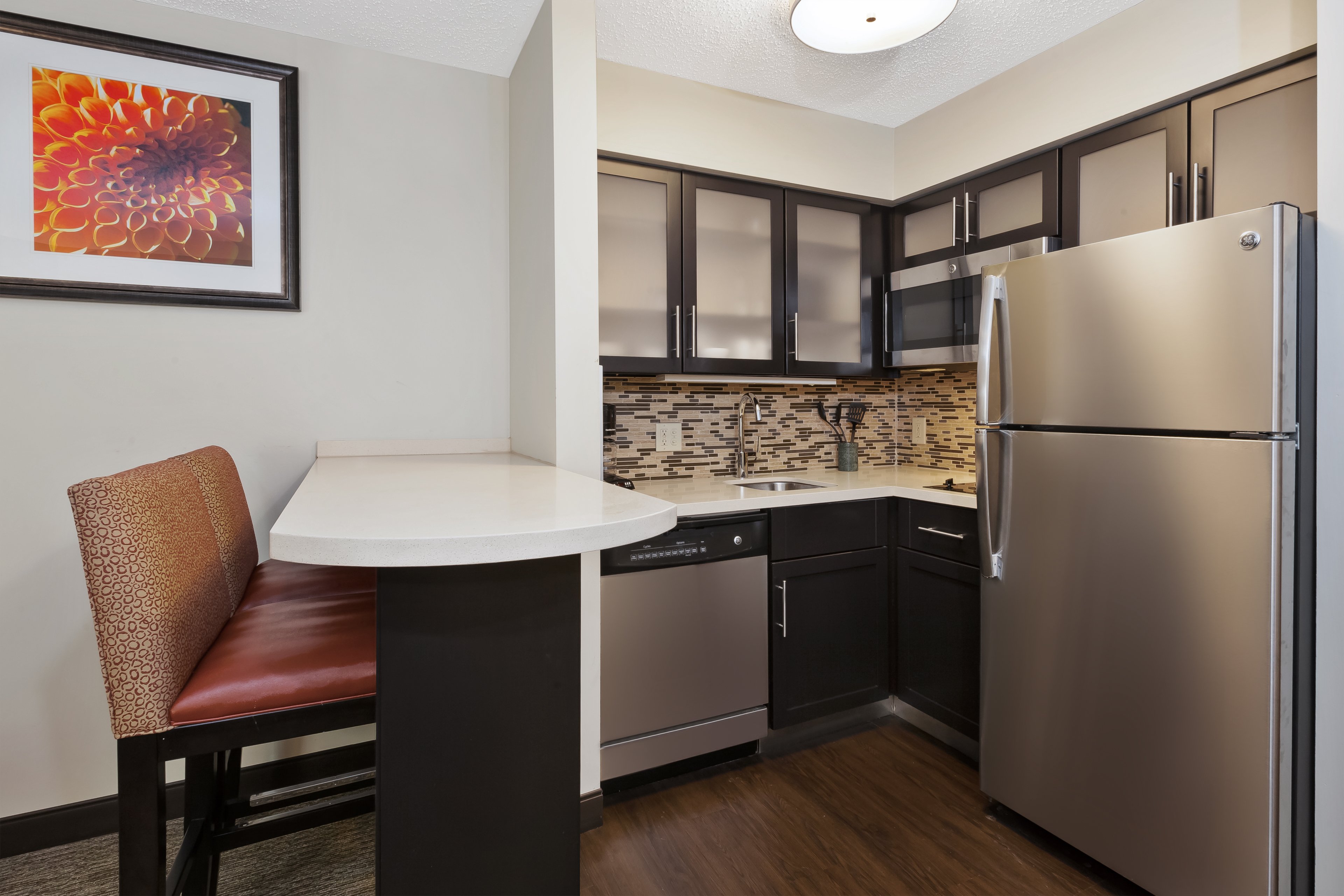 Staybridge Suites Detroit-Utica 34/58