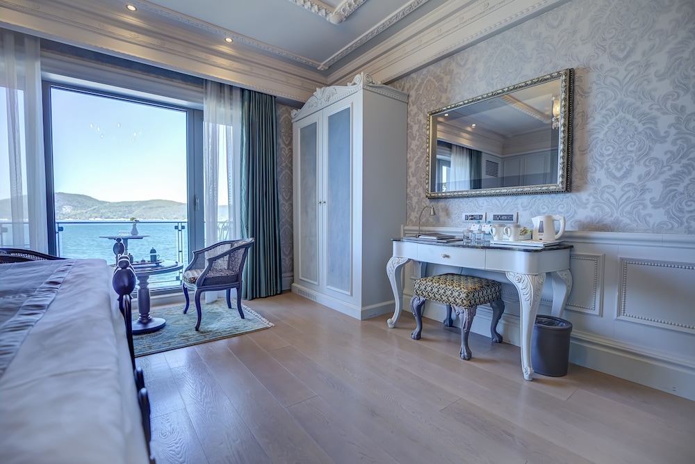 Mfb My Finest Bosphorus Hotel Tarabya 45/60