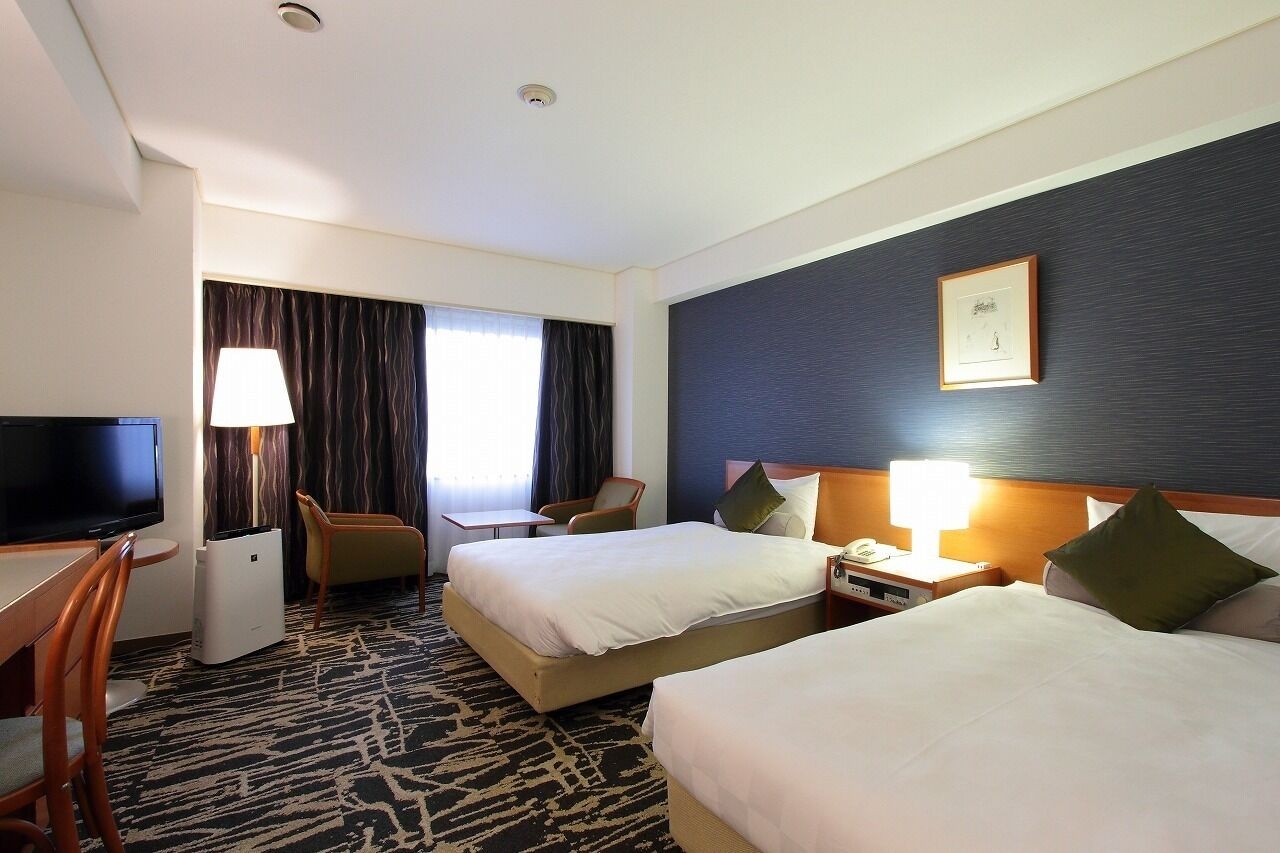 SUPERIOR, TWIN BEDS