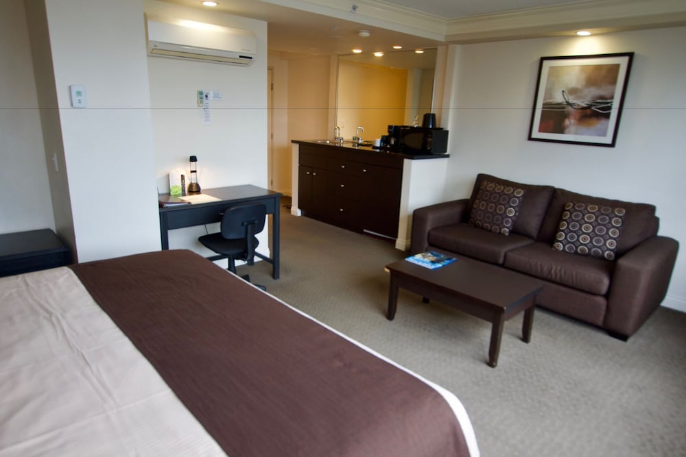 Century Plaza Hotel & Spa 49/74