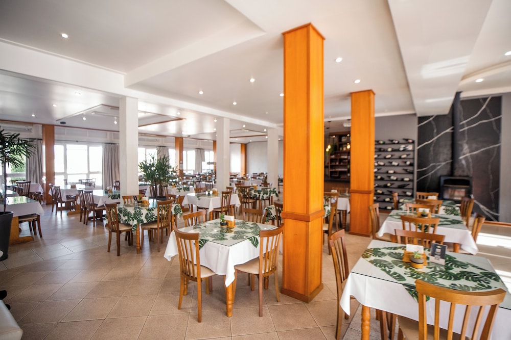 Prata Villaggio Hotel 48/63