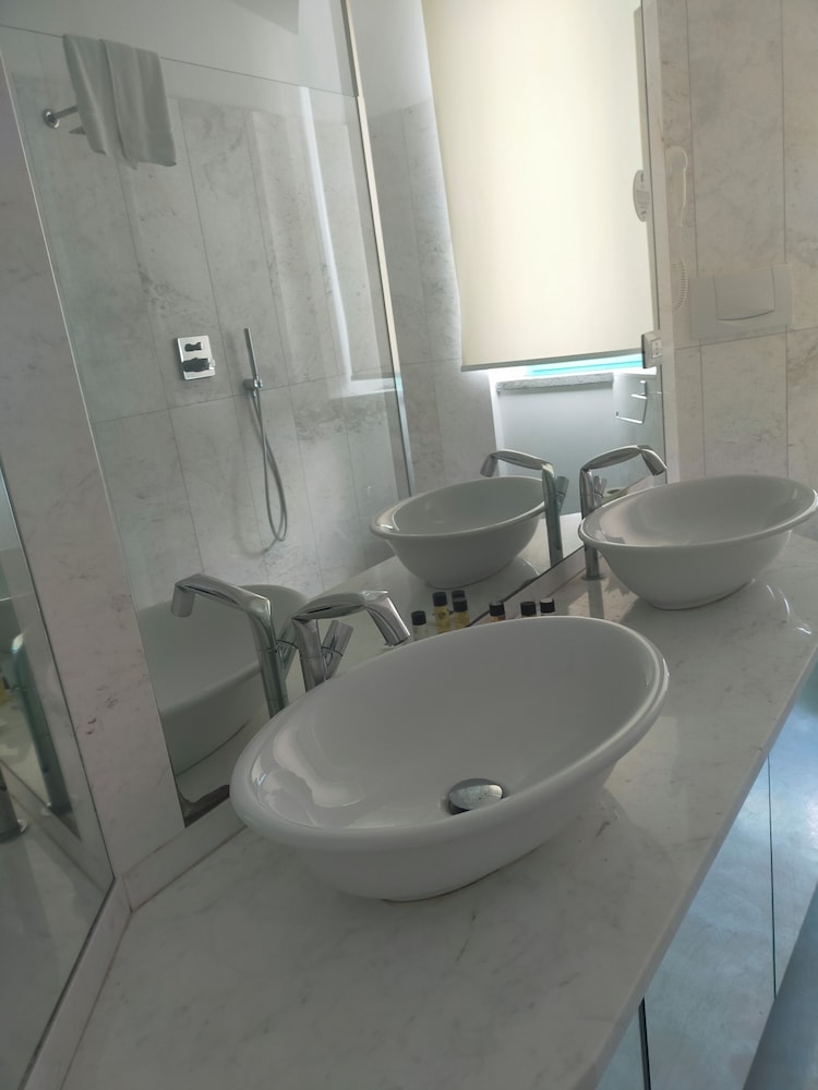 Deluxe, Suite, 2 Double Beds, Hotel Excelsior Vasto 4/6