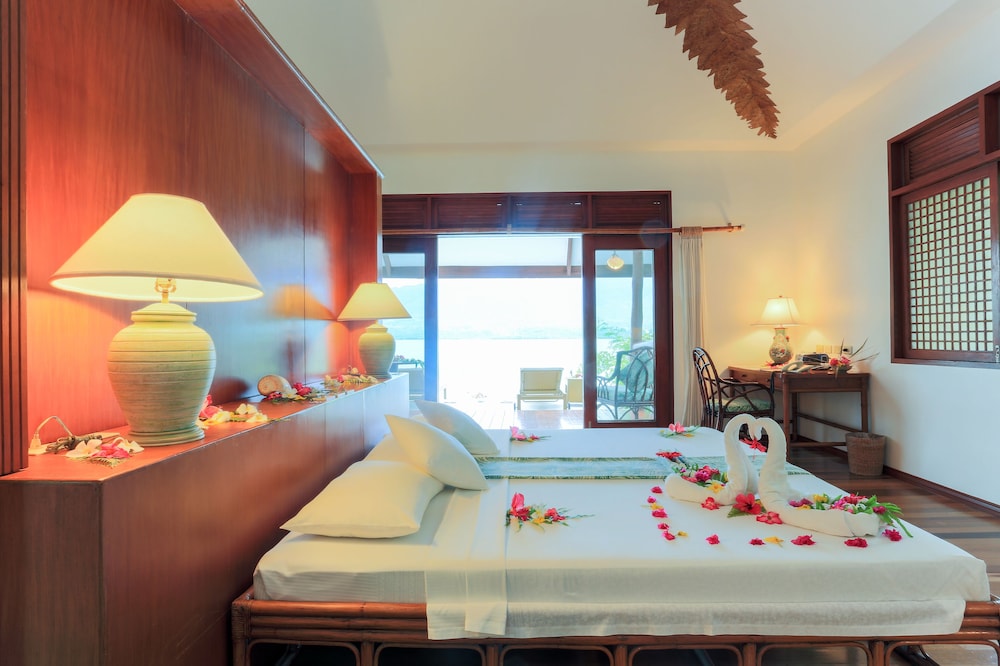 Badian Island Wellness Resort 12/50