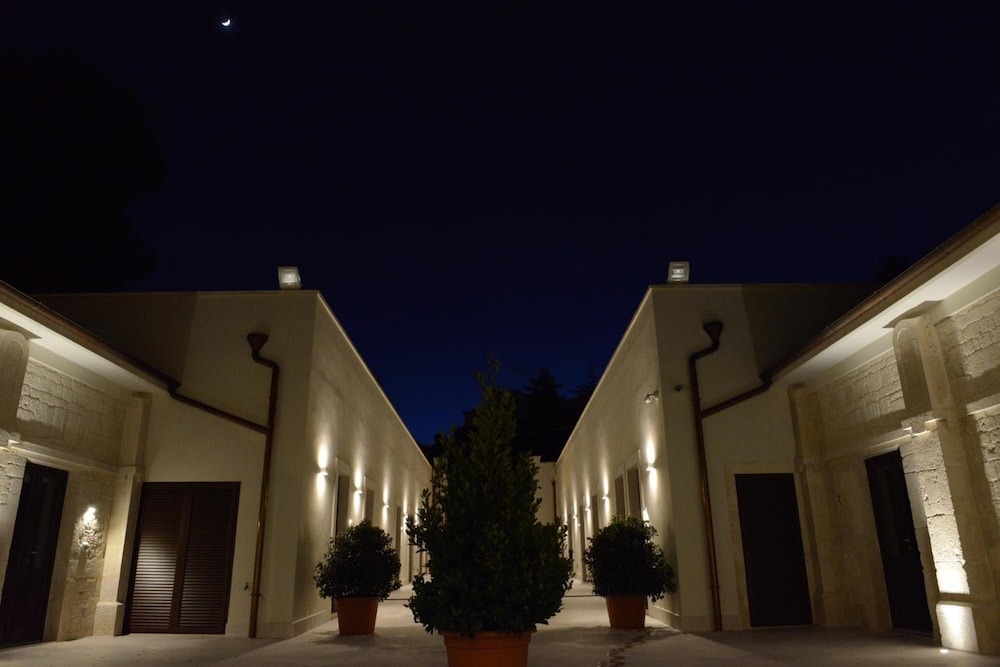 DOMUS ANTIQUA RESIDENCE 2/61