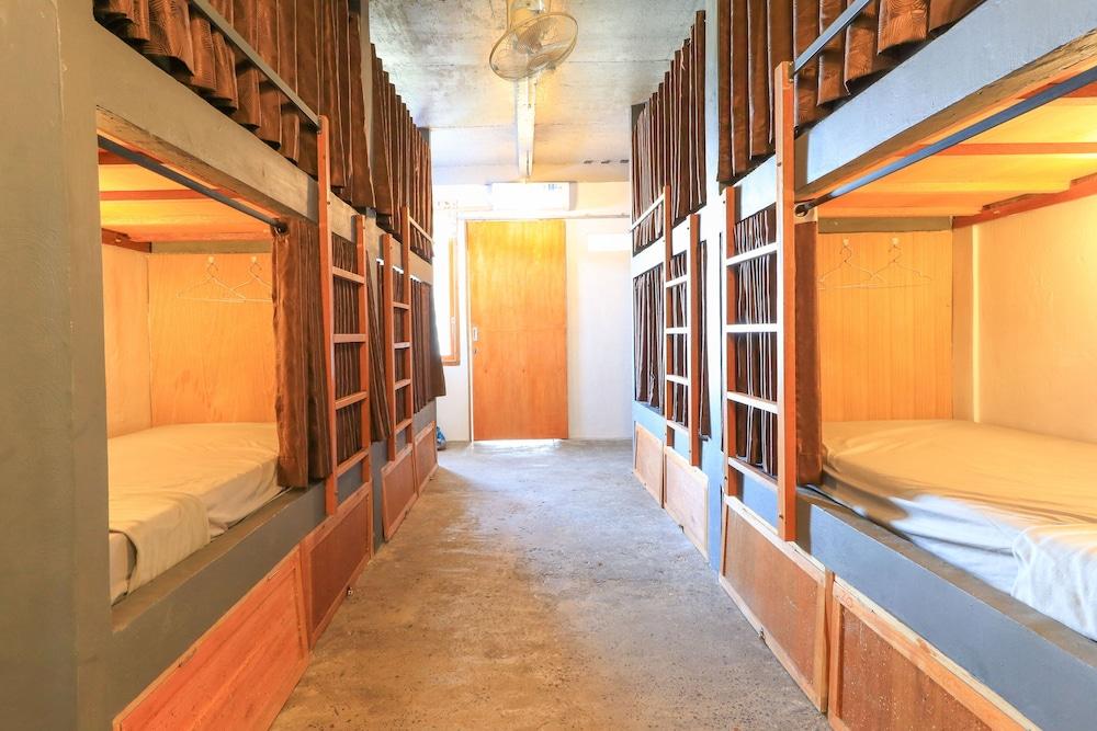 Room, Bunk Bed