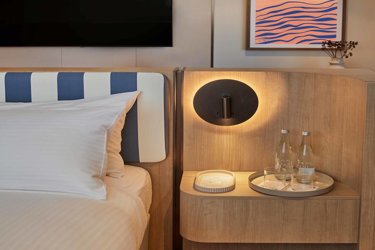 Avani Mooloolaba Beach Hotel 82/116