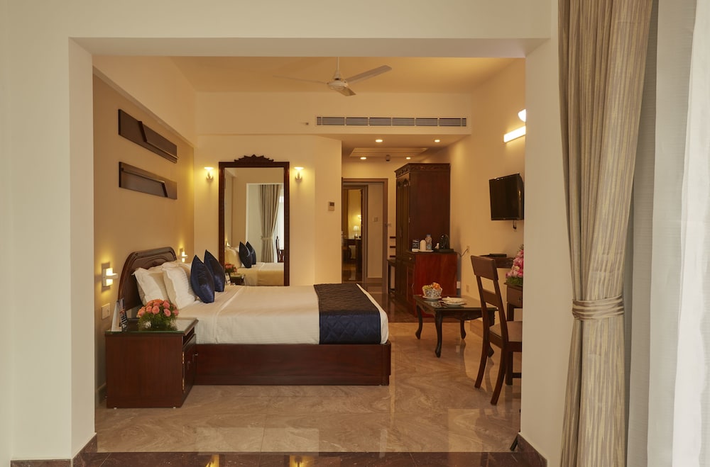 Sterling Guruvayur 13/41