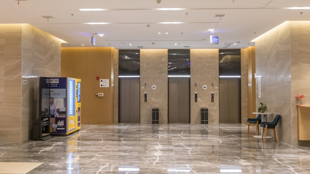 Holiday Inn Express Shangqiu Ancient Town 14/64
