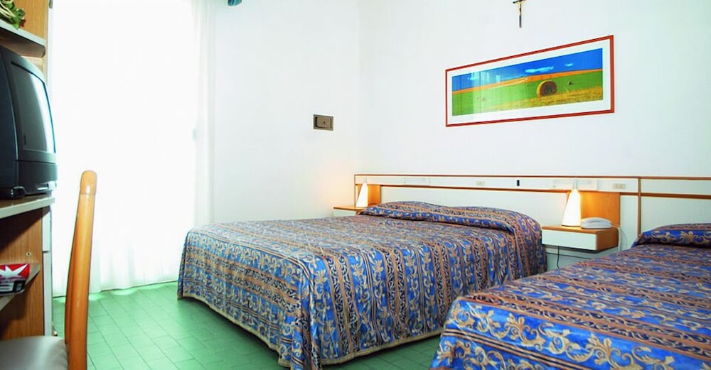 Hotel Cavour 12/30