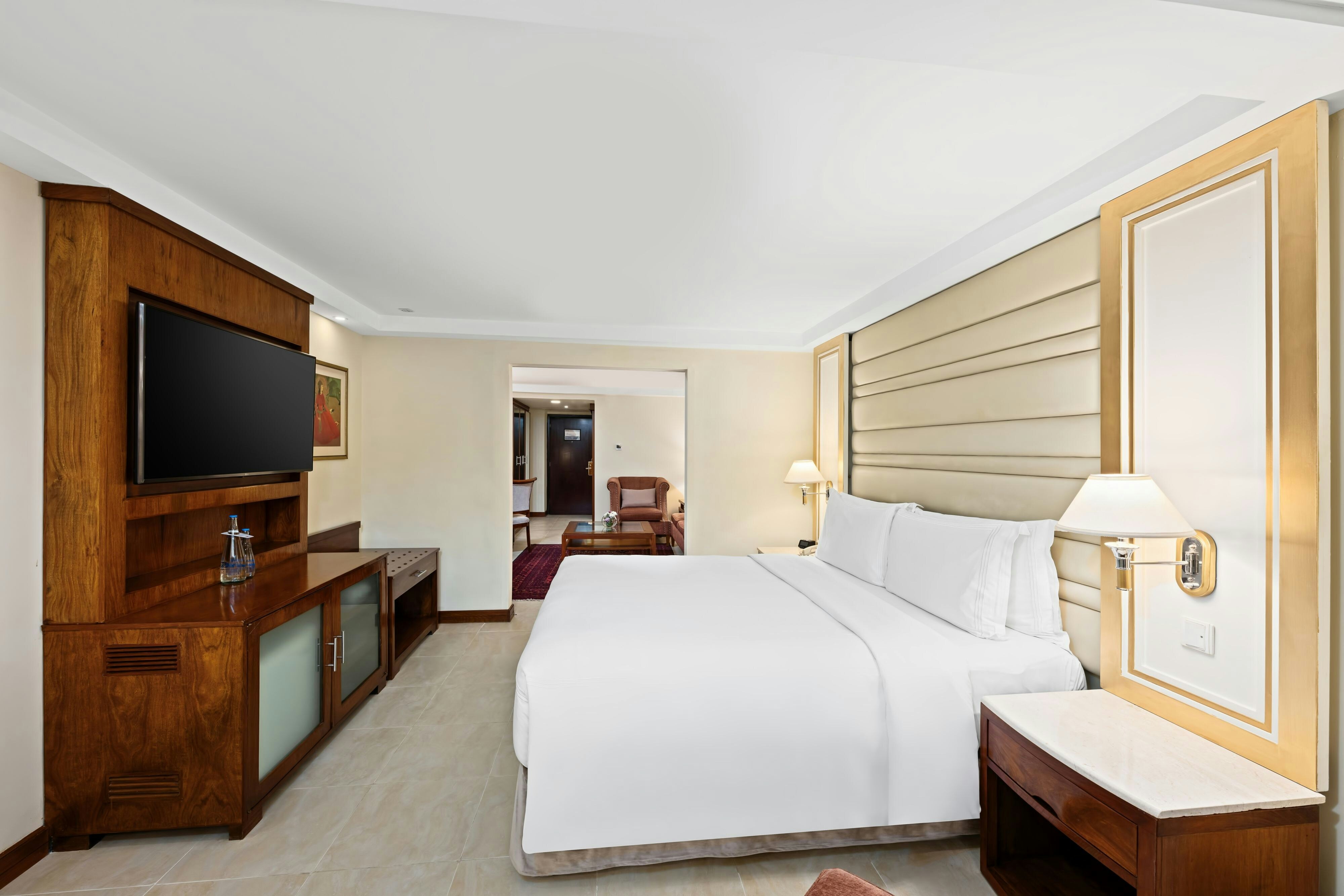 ISLAMABAD MARRIOTT HOTEL 4/15