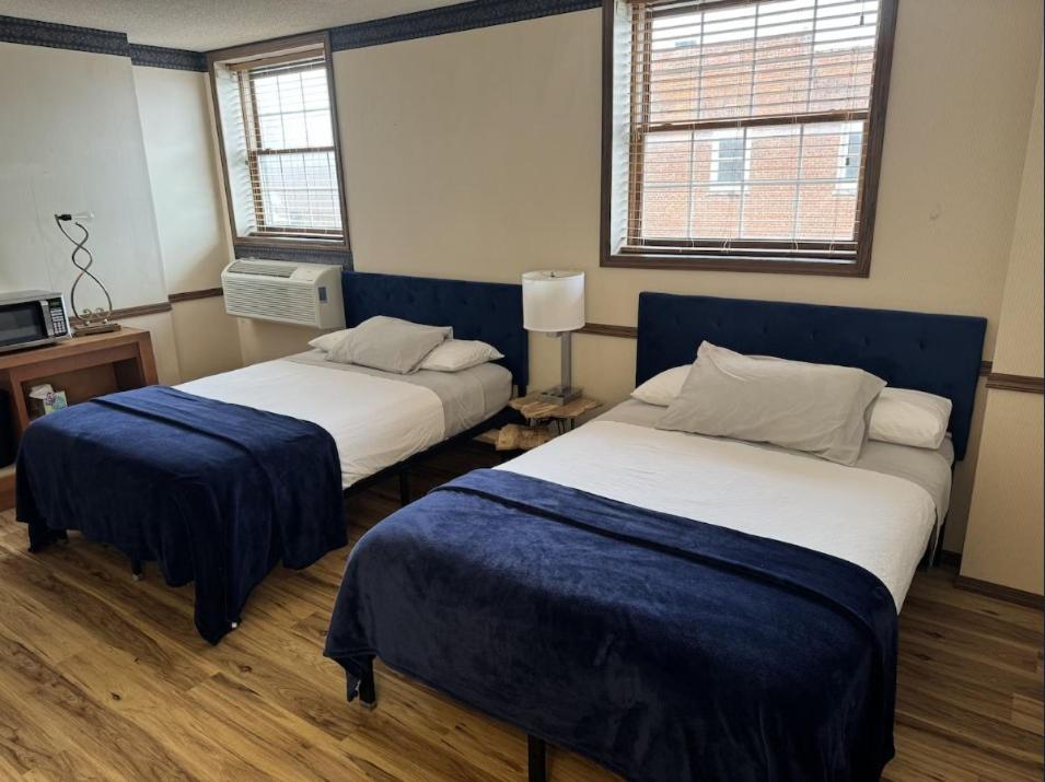 Fenway House Hotel 8/50