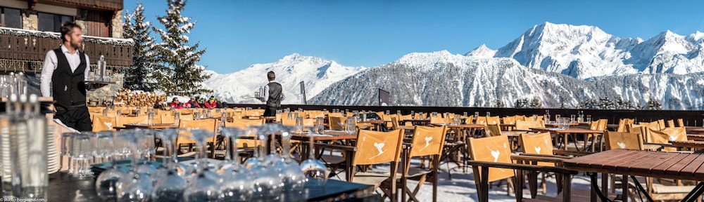 Hotel Courcheneige 35/50