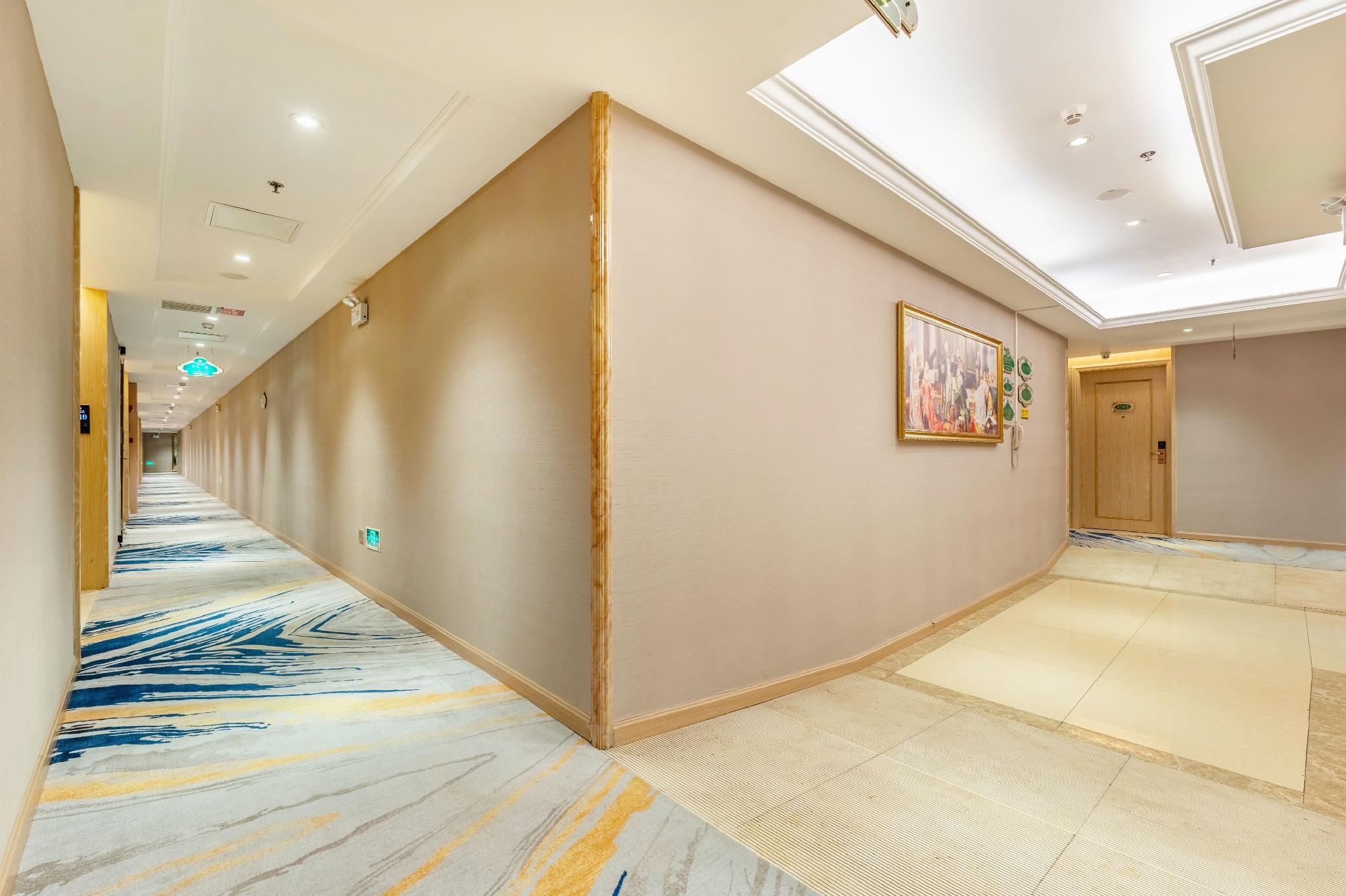 Vienna Hotel (Shenzhen Huaqiang North) 16/44