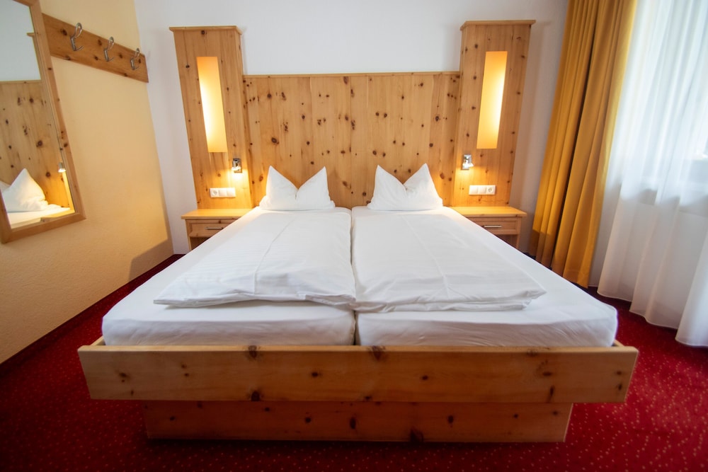HOTEL WALDHOF 15/50