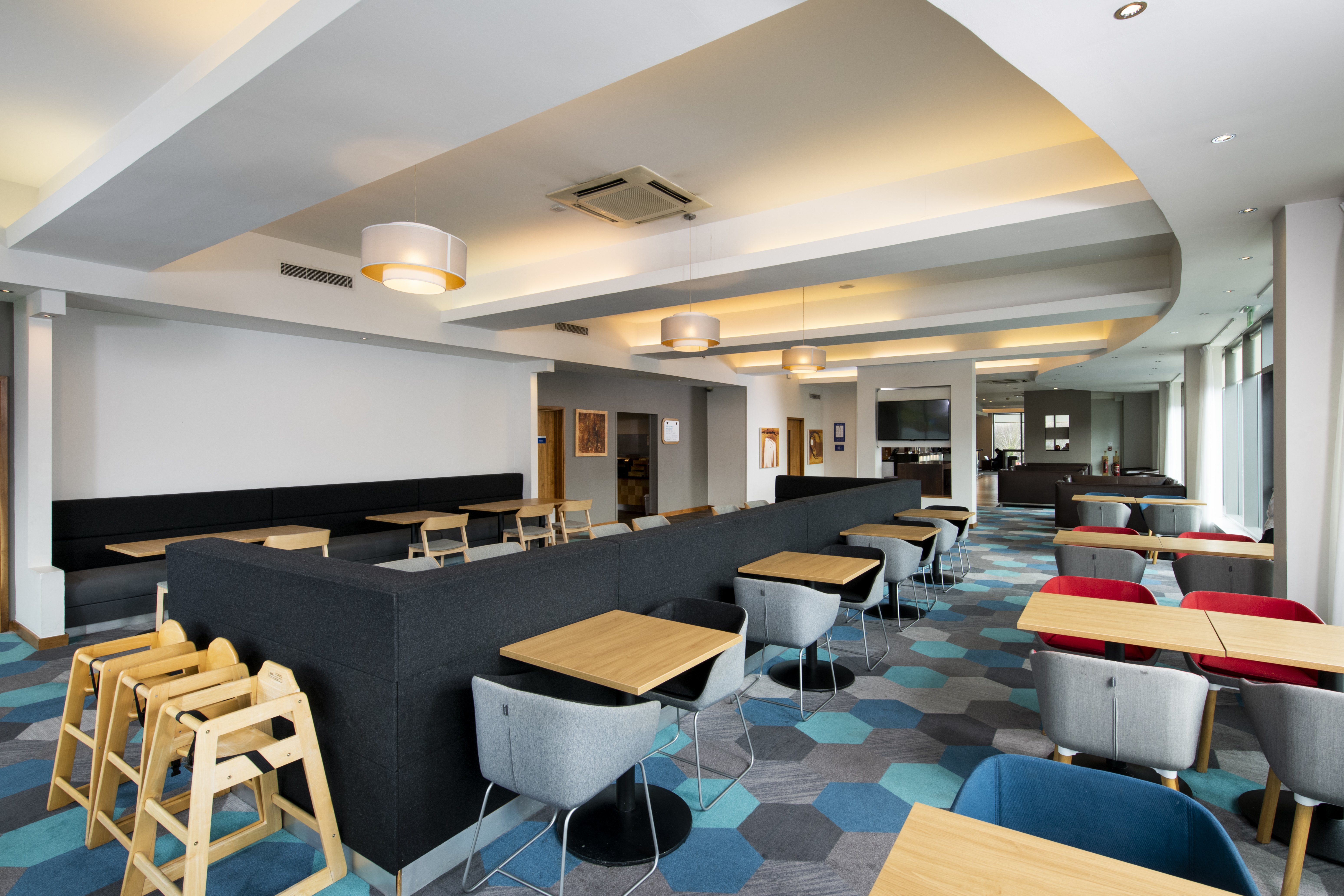 Holiday Inn Express Hamilton 40/46