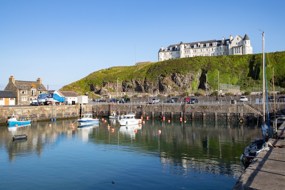 Portpatrick Hotel 65/72
