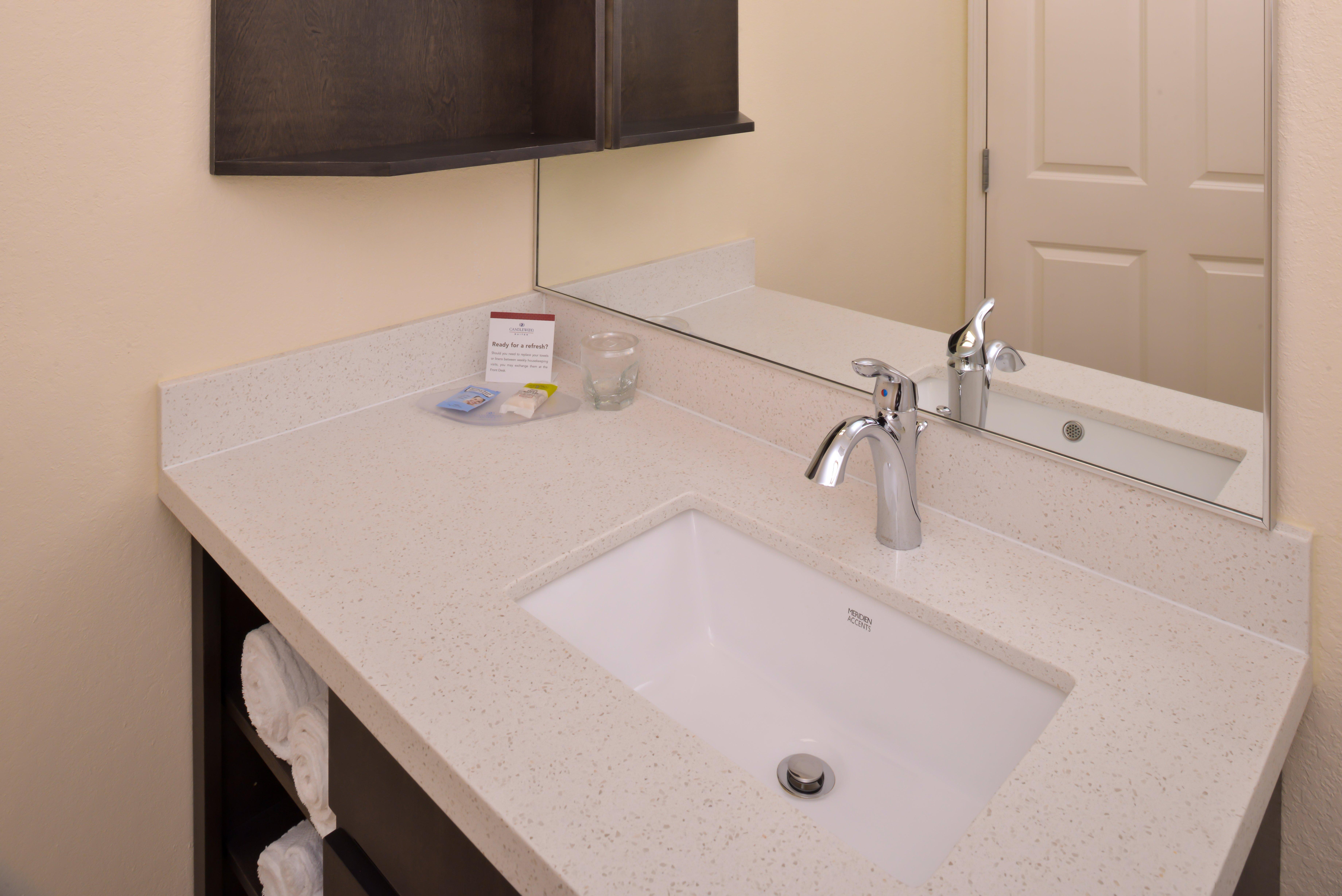 Candlewood Suites Bloomington - Normal an IHG Hotel 29/31