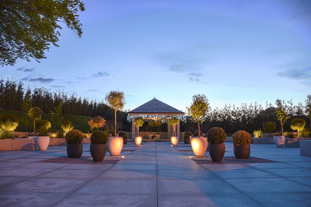Radstone Hotel 41/50