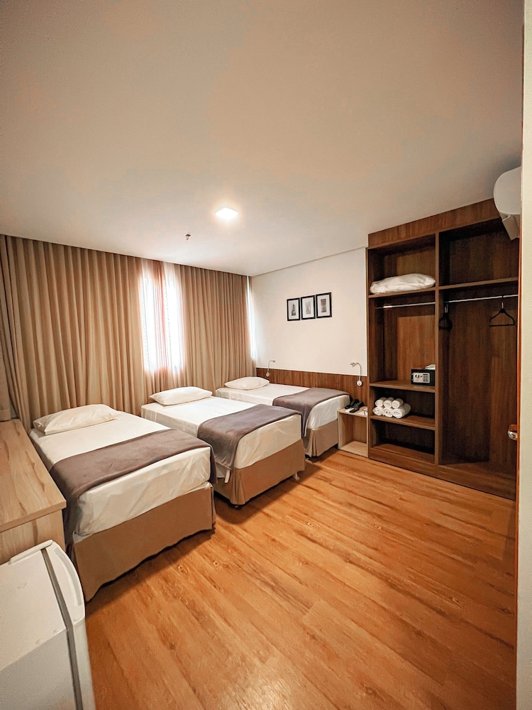 Standard, Single, 3 Beds, City View