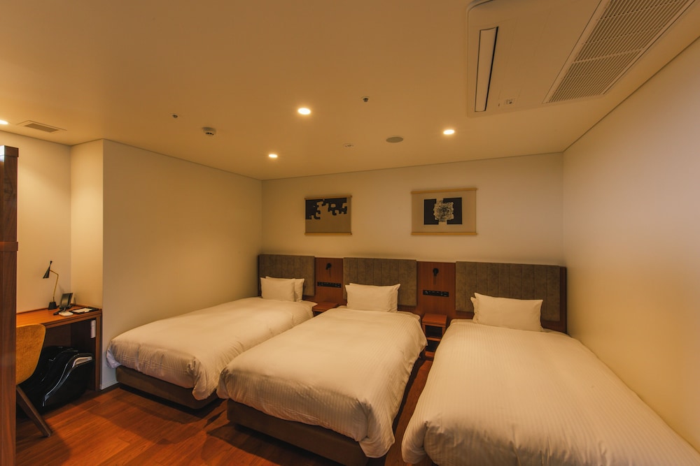 Hotel Vison 12/50