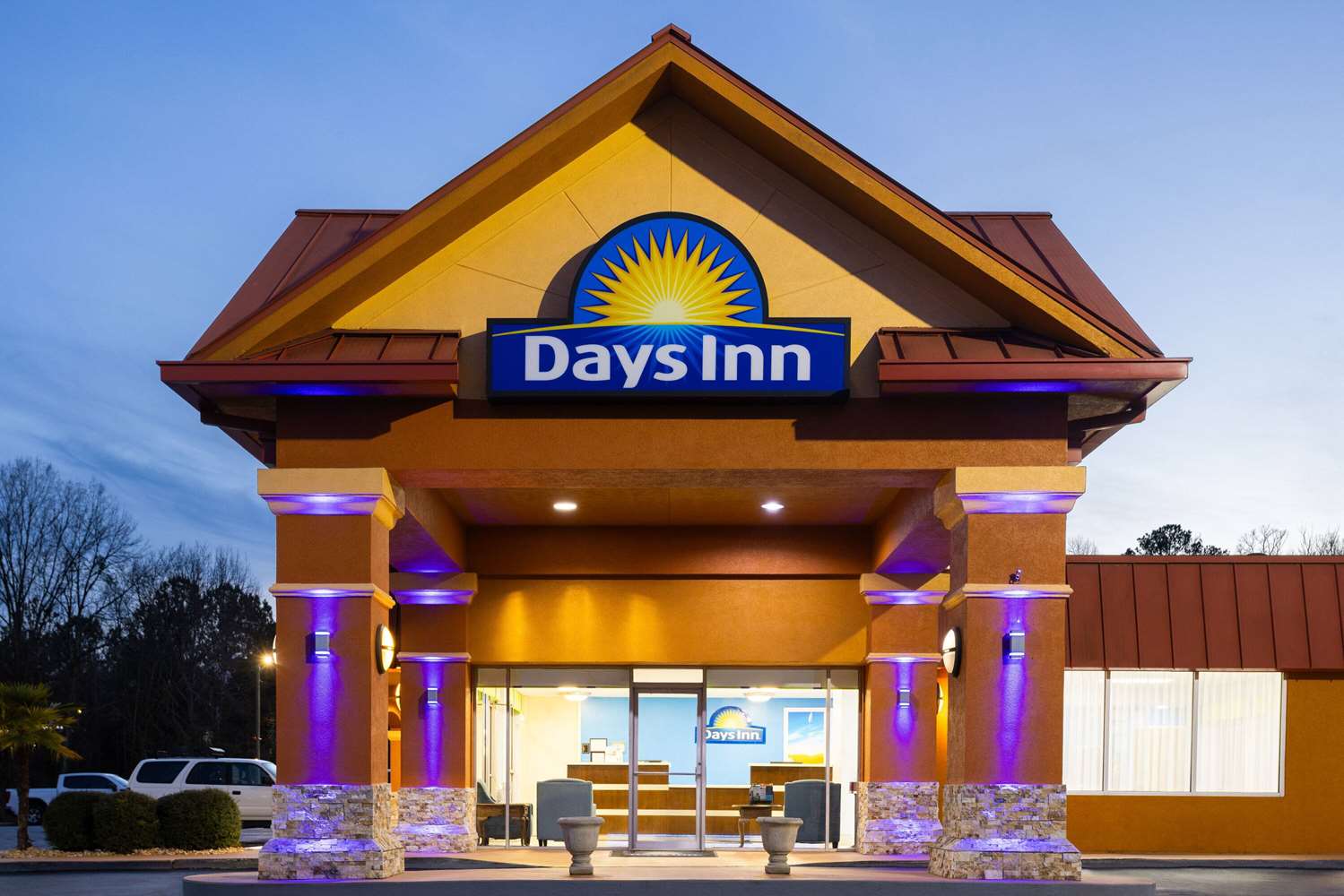 Days Inn by Wyndham Forsyth 2/21