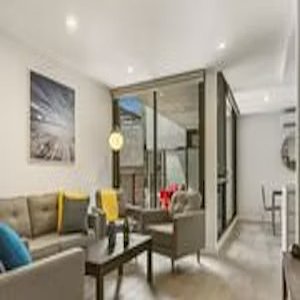 Melbourne City Apartments - Teri 3/7