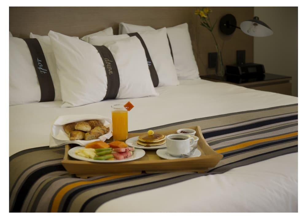 CASA GRANDE SUITES 7/42