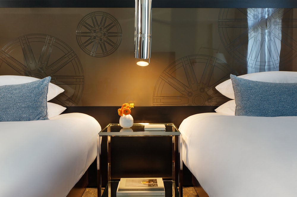 Kimpton Overland Hotel Atlanta Airport 11/80