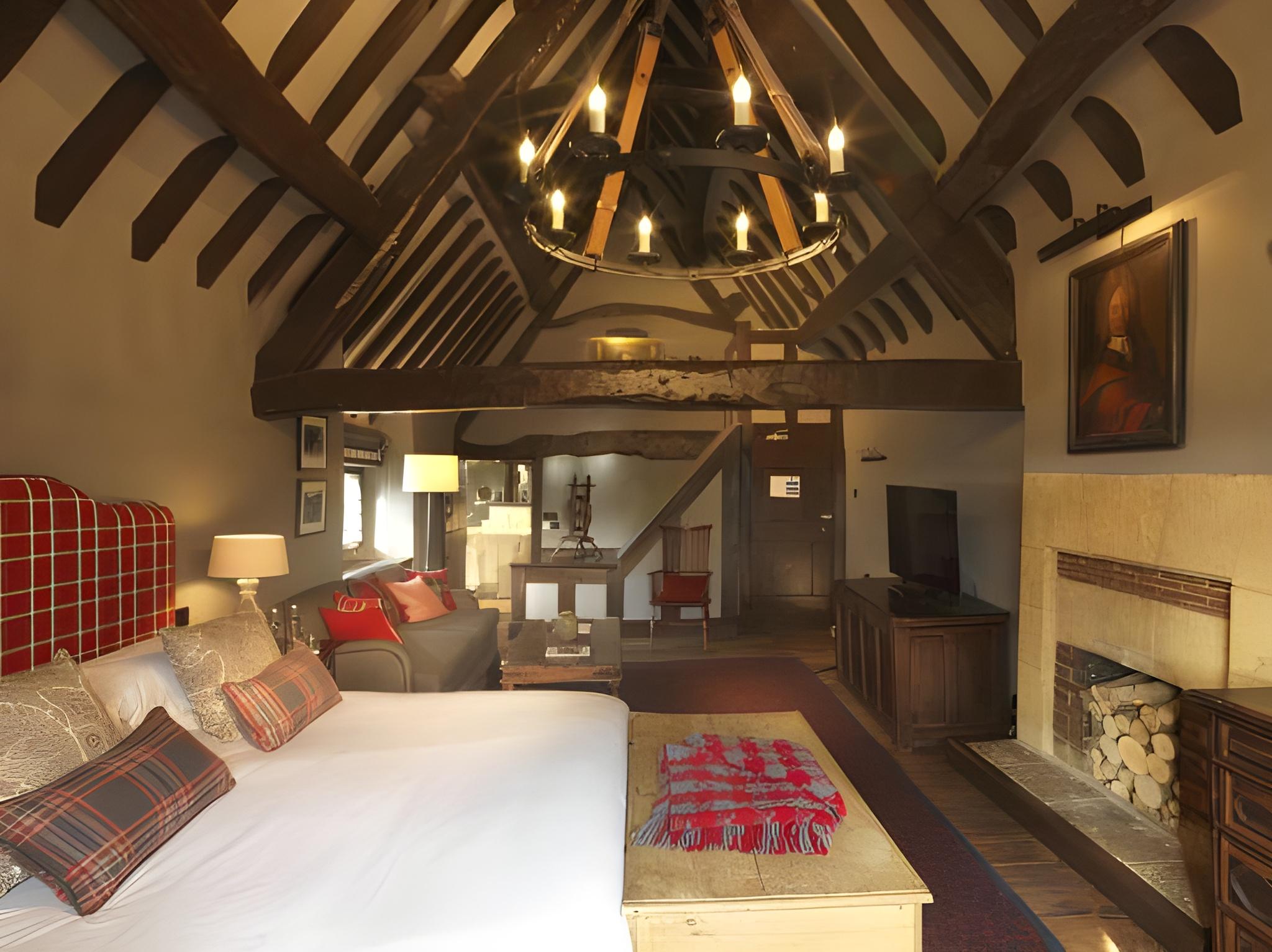 Suite, Queen Bed