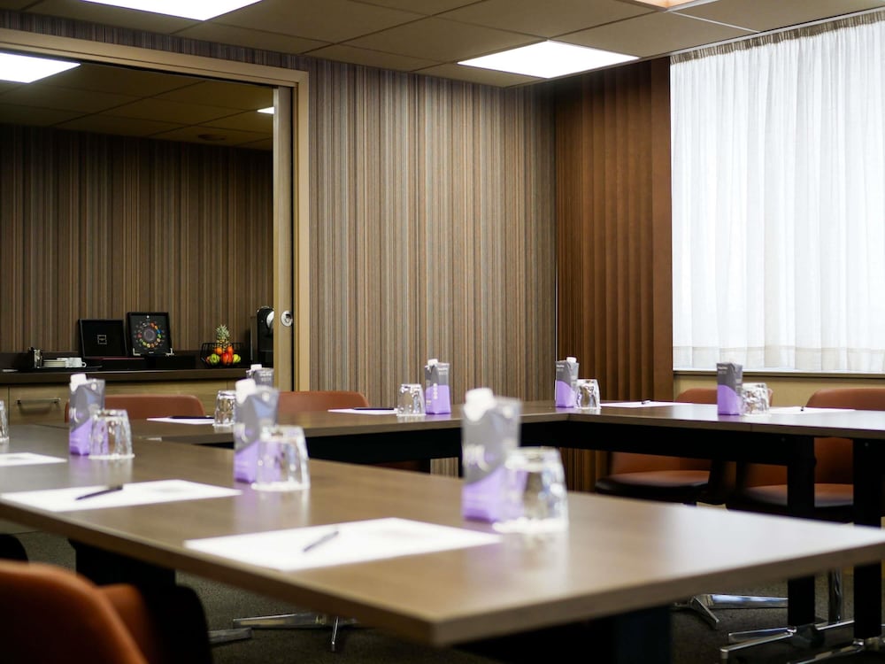 Mercure Poitiers Centre 67/73