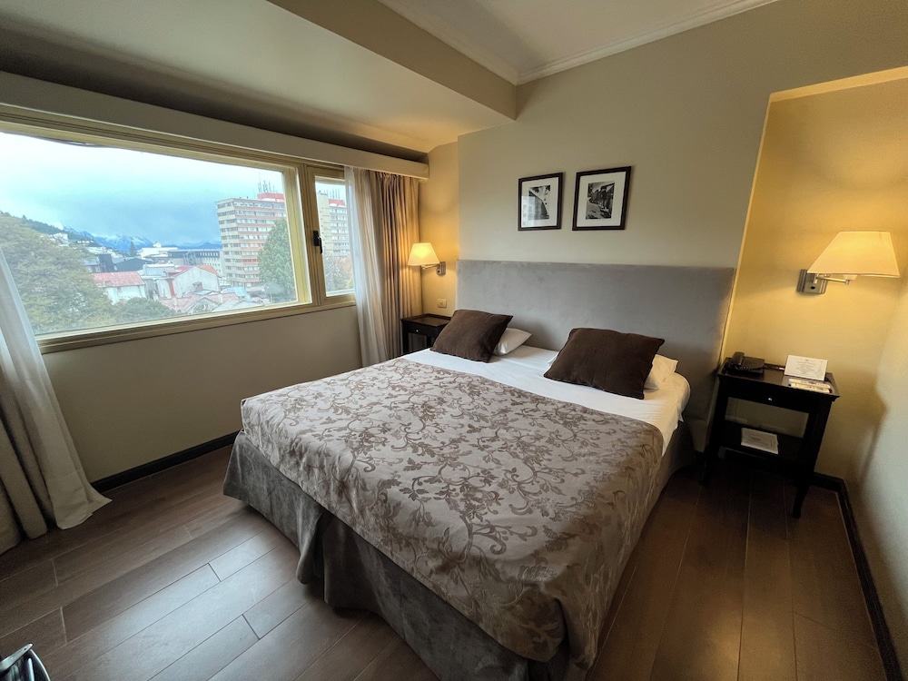 Studio, 1 King and 1 Single Beds