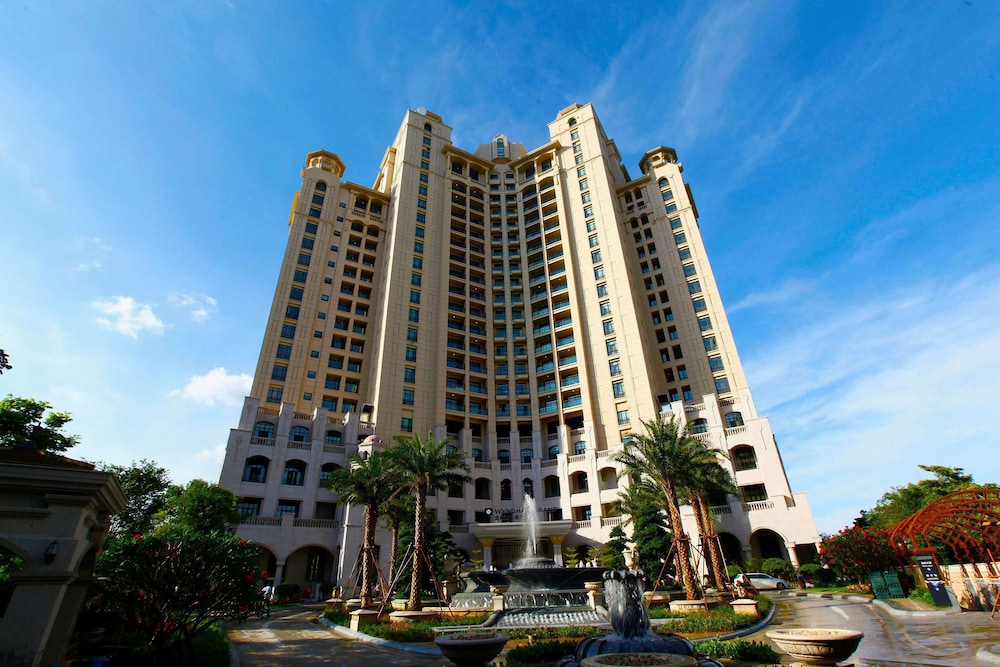 WYNDHAM GRAND XIAMEN HAICANG 7/50