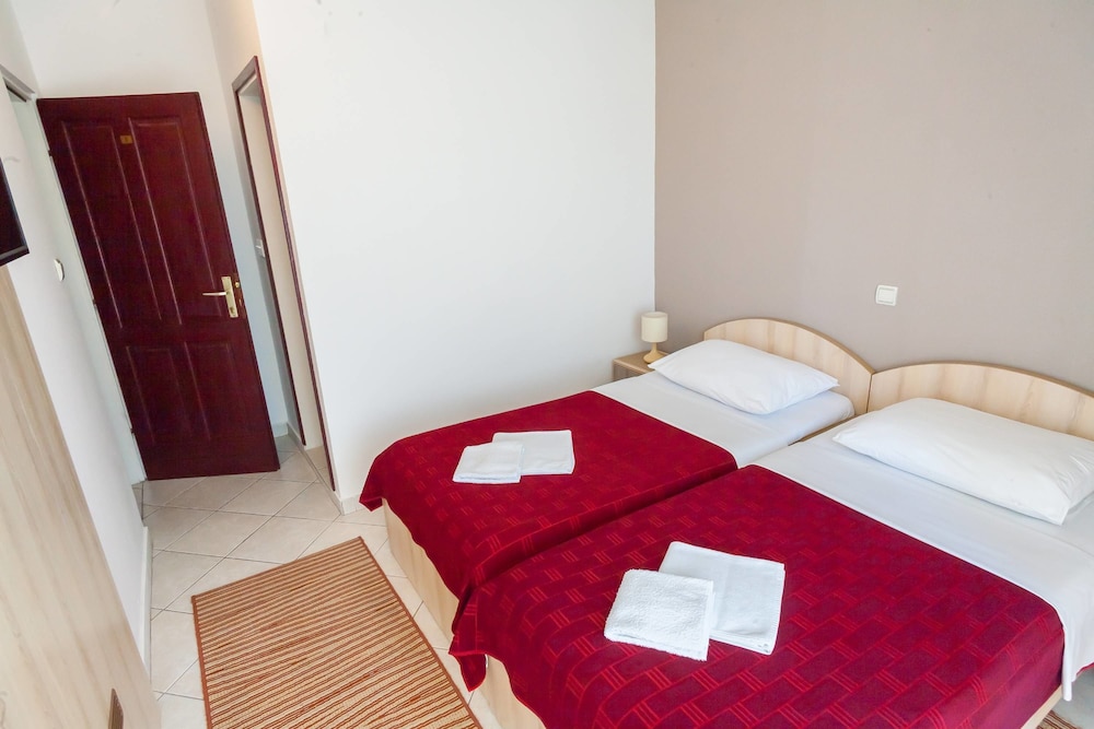 Villa Mitrovic 5/50