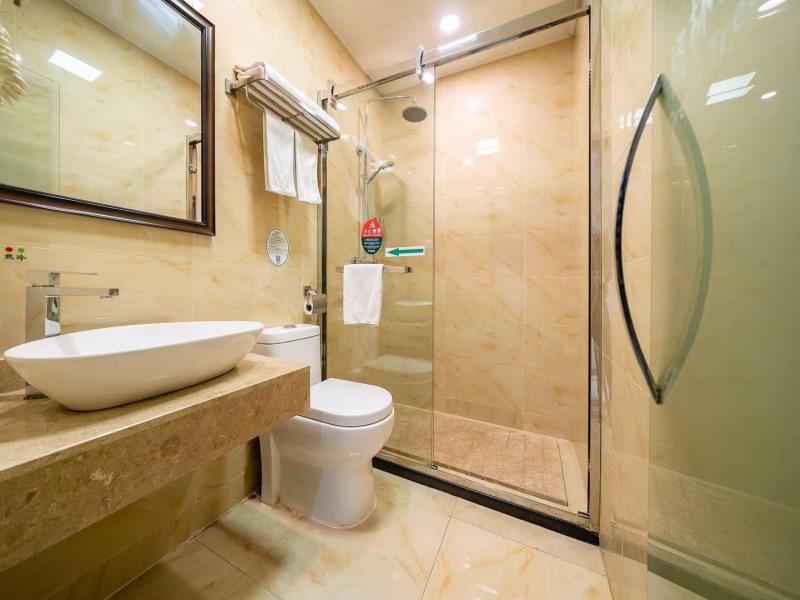 GreenTree Inn Shanghai East Xietu Road Jiuyuan Express Hotel 43/47