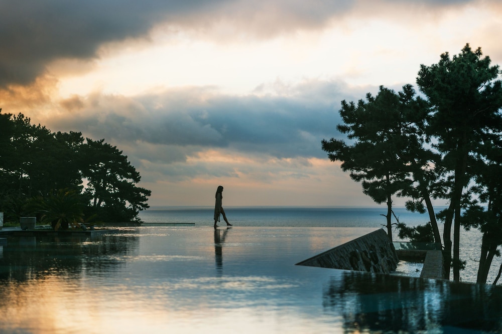 JW Marriott Jeju Resort and Spa 46/50