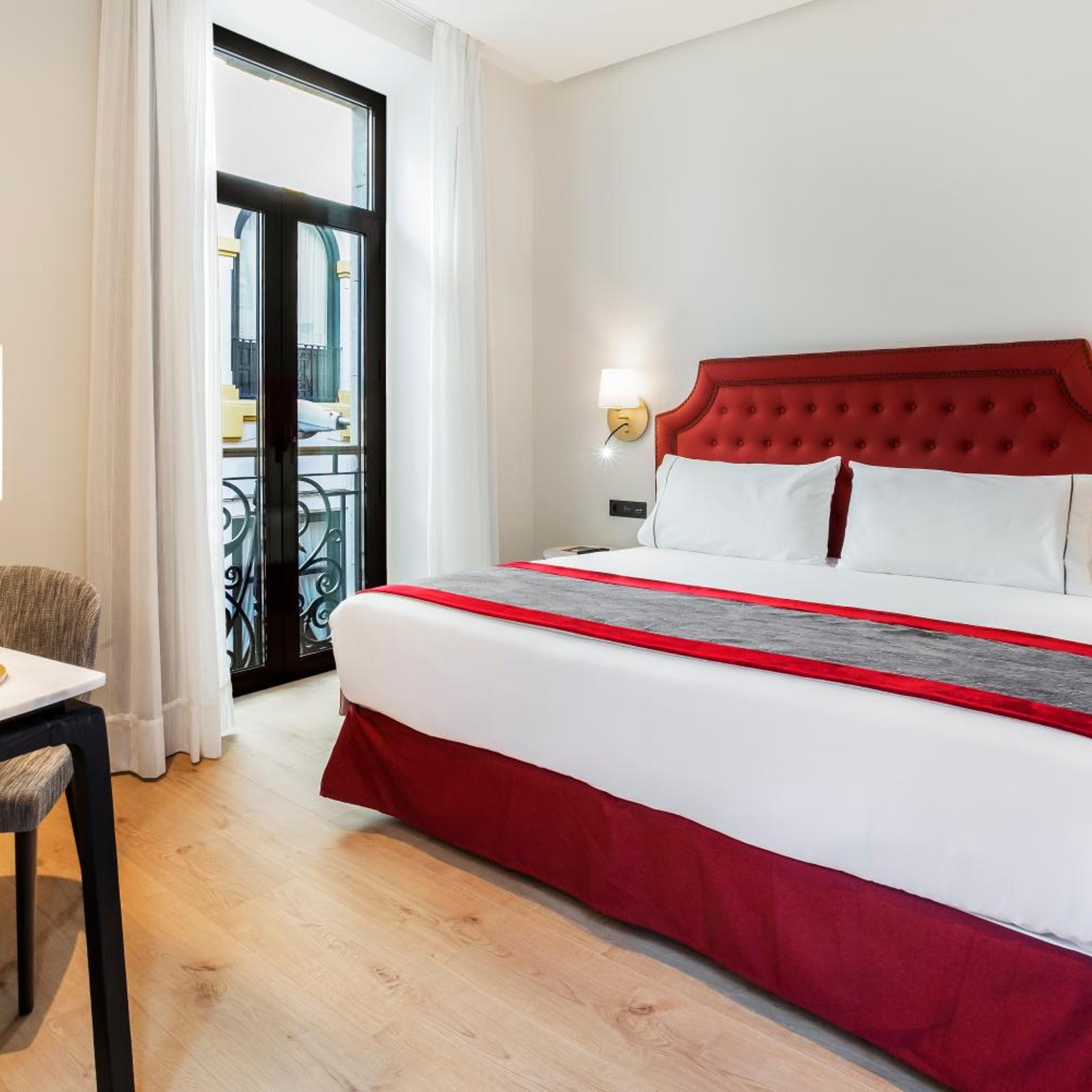 Room, King Bed