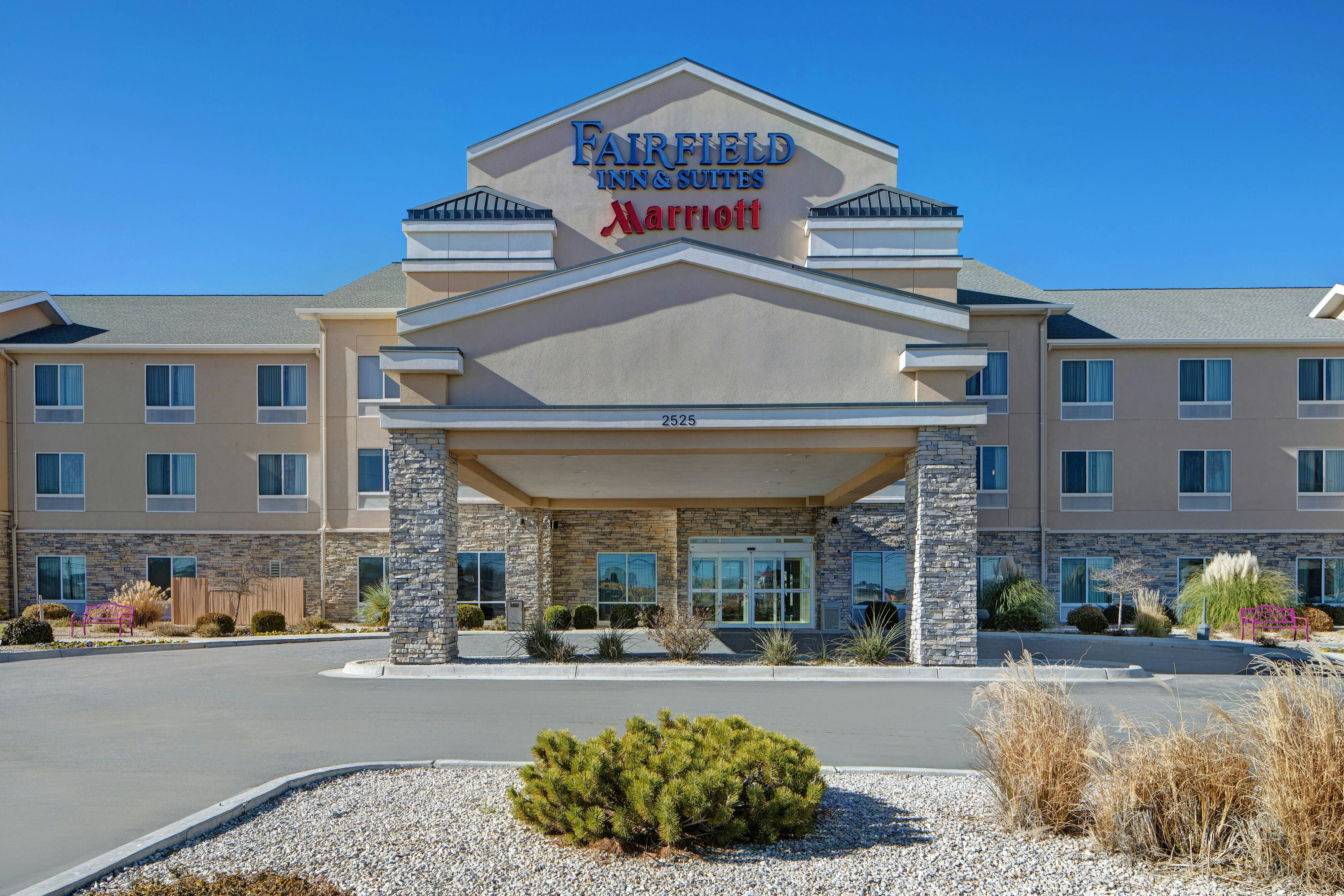 Fairfield Inn Suites Carlsbad 21/22