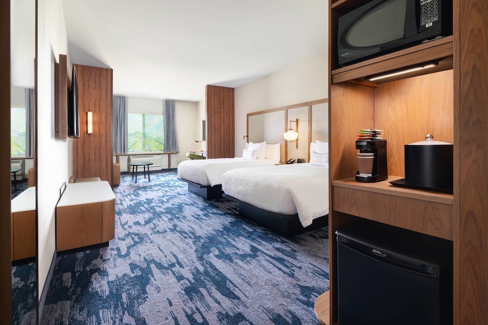 Fairfield Inn & Suites By Marriott Lexington East/I-75 12/28