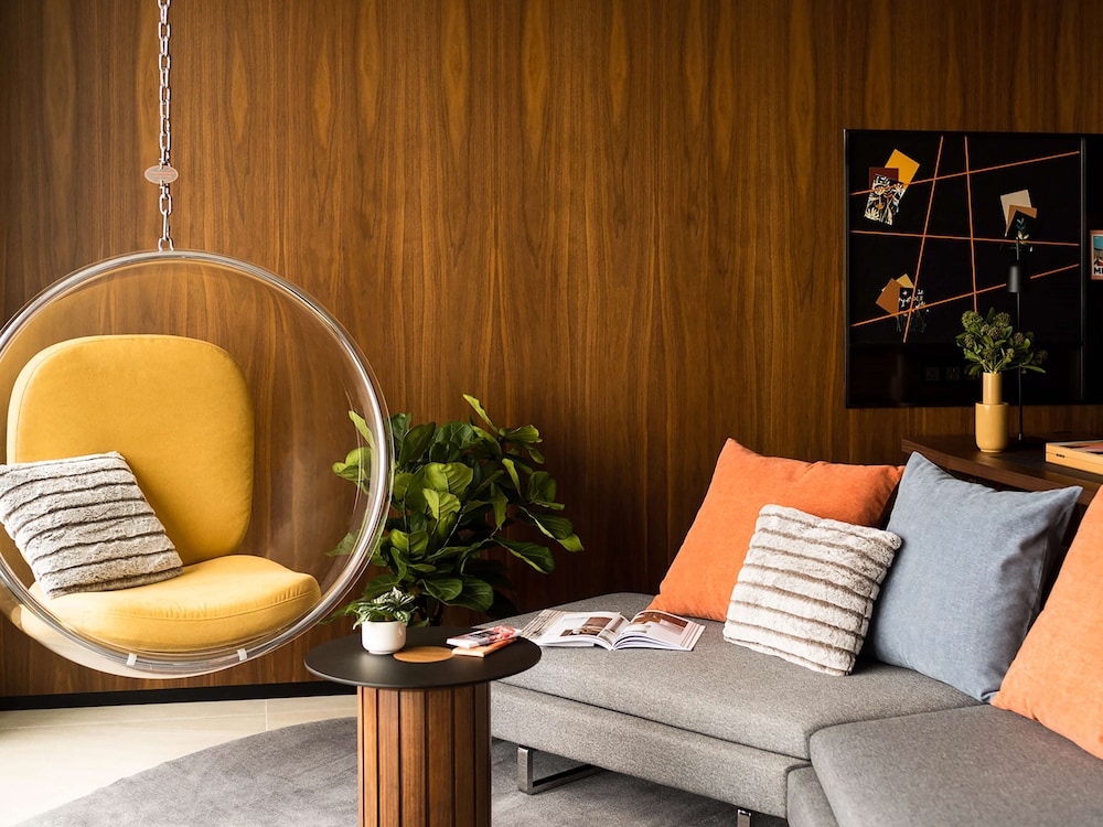 East Hong Kong Hotel 39/64