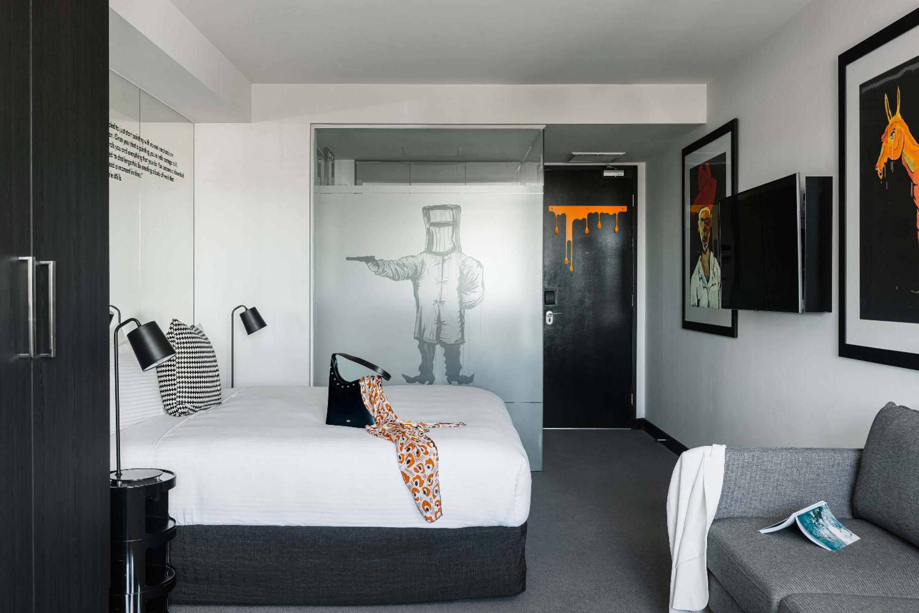 Studio, Suite, King Bed