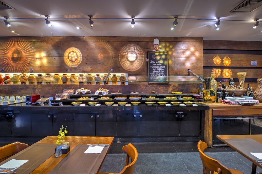 restaurant cafeteria