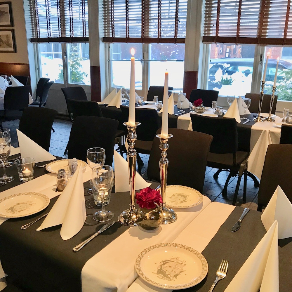 Reenskaug Hotel 32/50